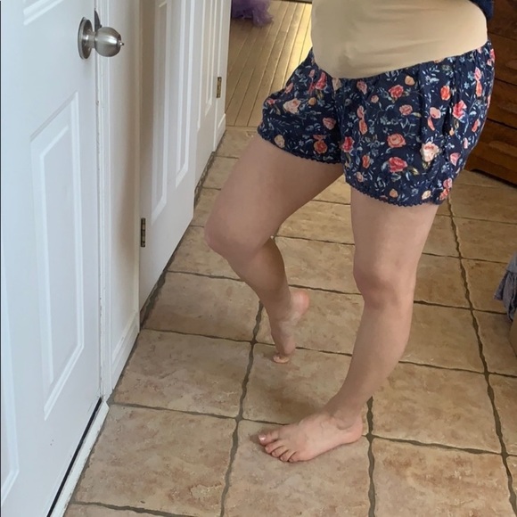 Maternity shorts - Picture 4 of 4